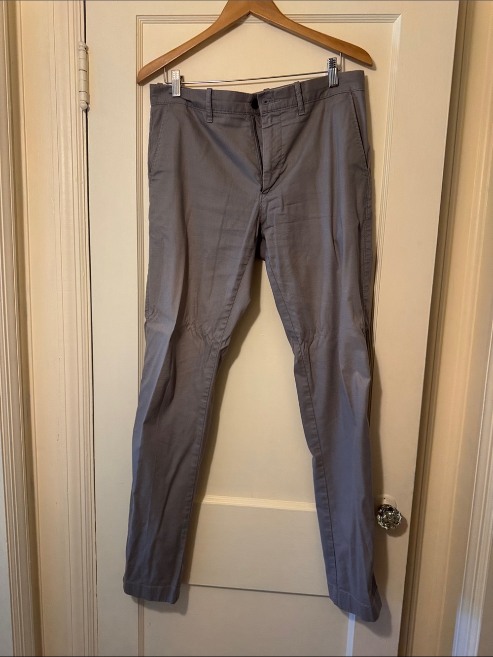 J. Crew Flex 32/34 Men's Gray Chino Pants